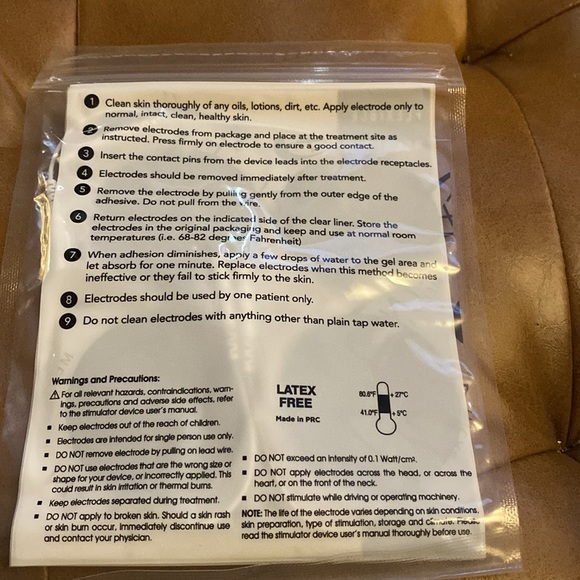 Zynex new medical electrodes pack of 10 - Picture 2 of 3